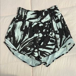 Lululemon Hotty Hot Shorts